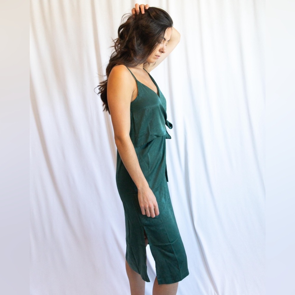 Lulu’s Midi Wrap Top Dress - Picture 6 of 16